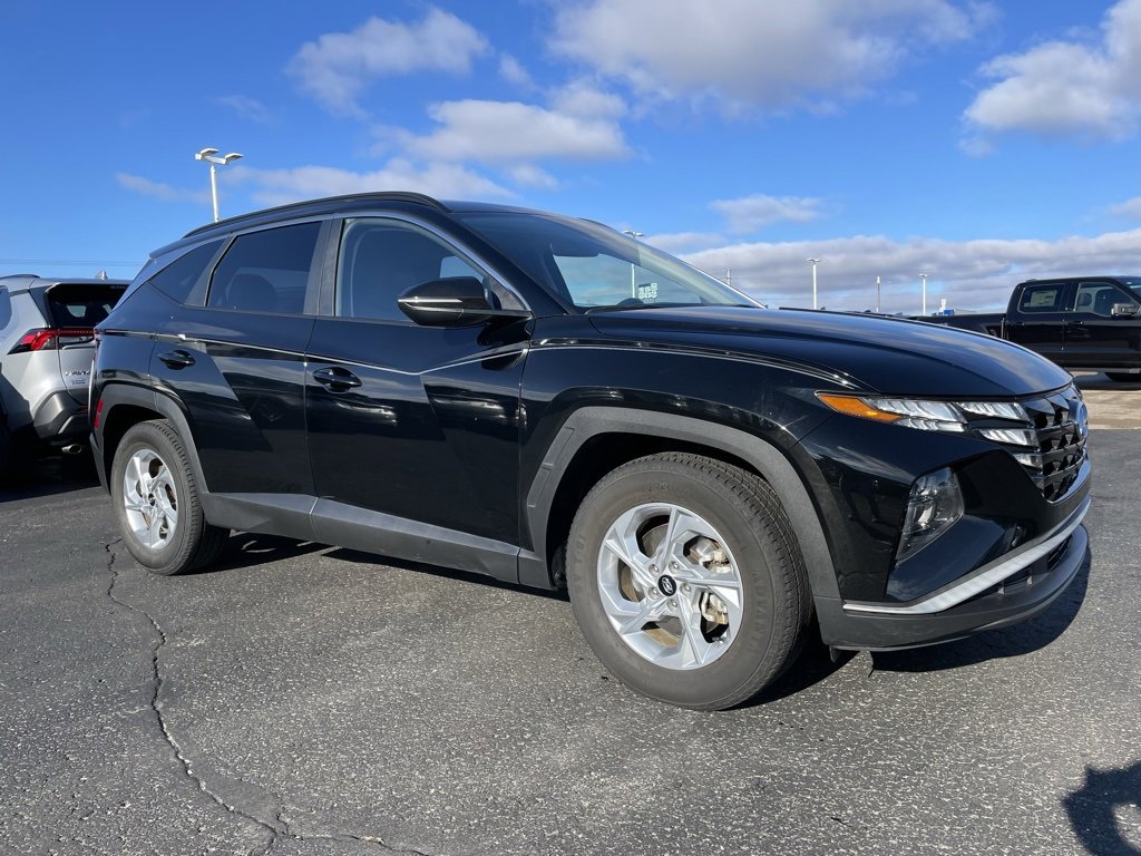 Used 2023 Hyundai Tucson SEL image 2