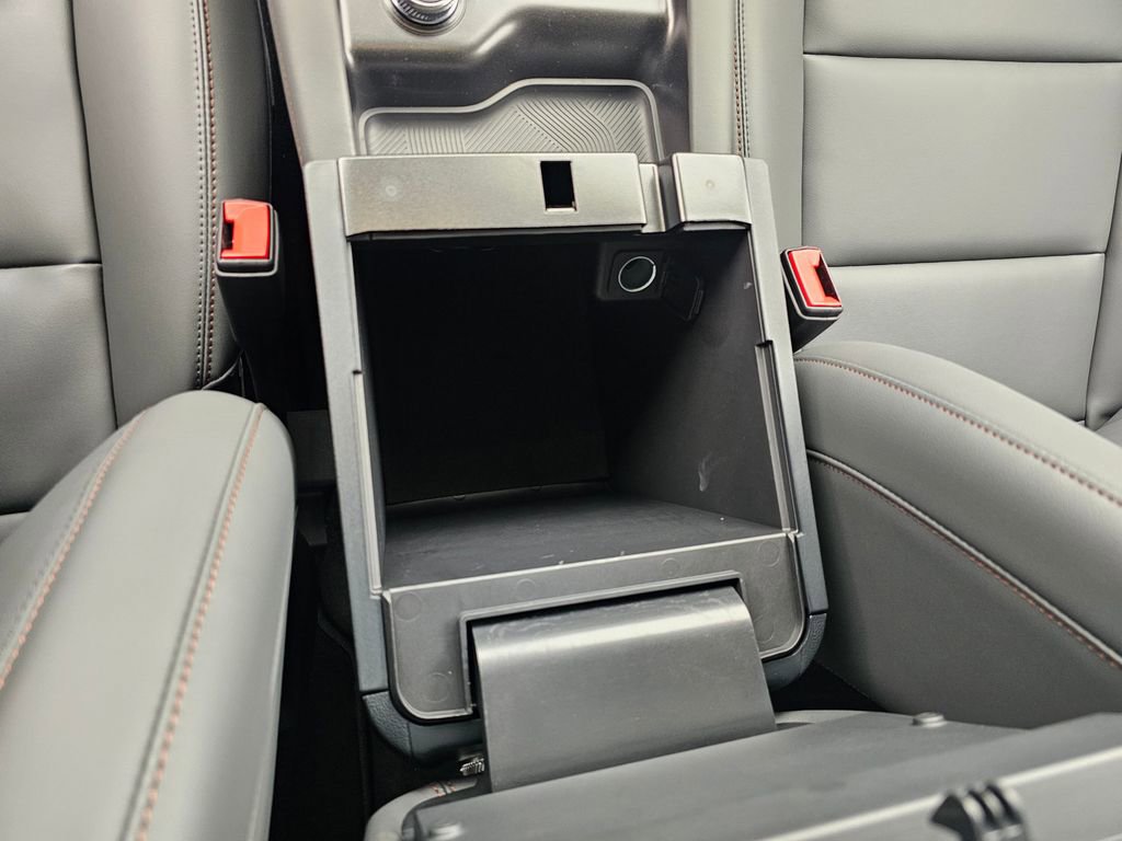 New 2026 Ford Explorer Active w/ Active Comfort Package image 25