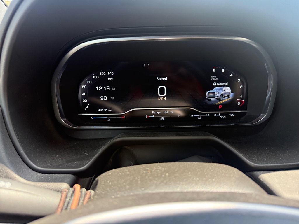 Used 2023 GMC Yukon SLT w/ SLT Premium Package RWD image 14