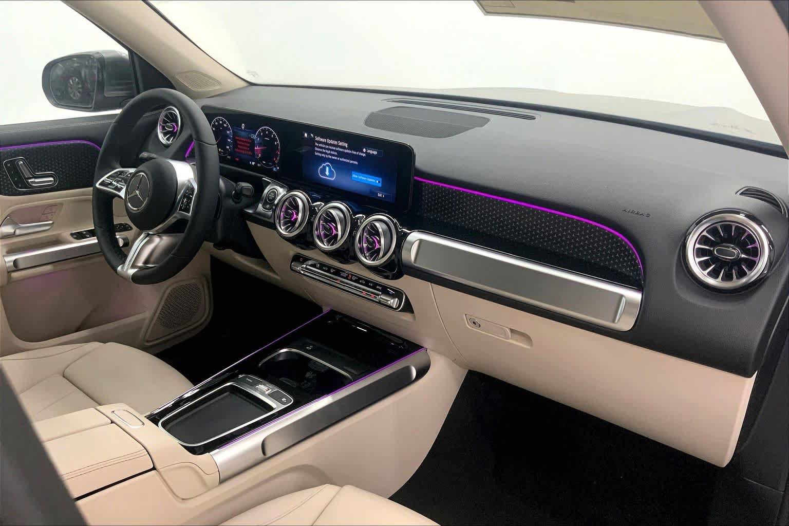New 2026 Mercedes-Benz GLB 250 image 12