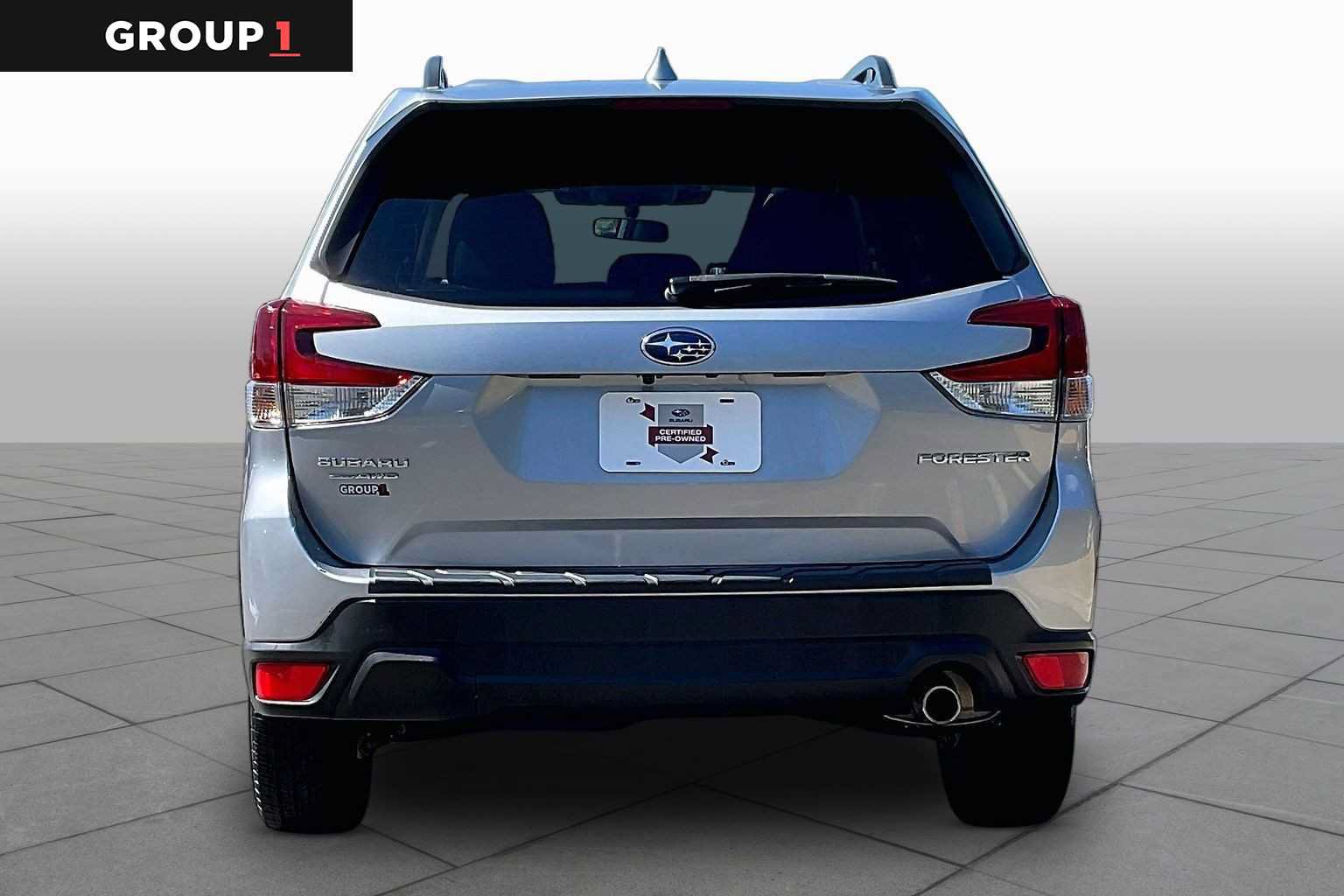 Used 2023 Subaru Forester Limited AWD/4WD image 5