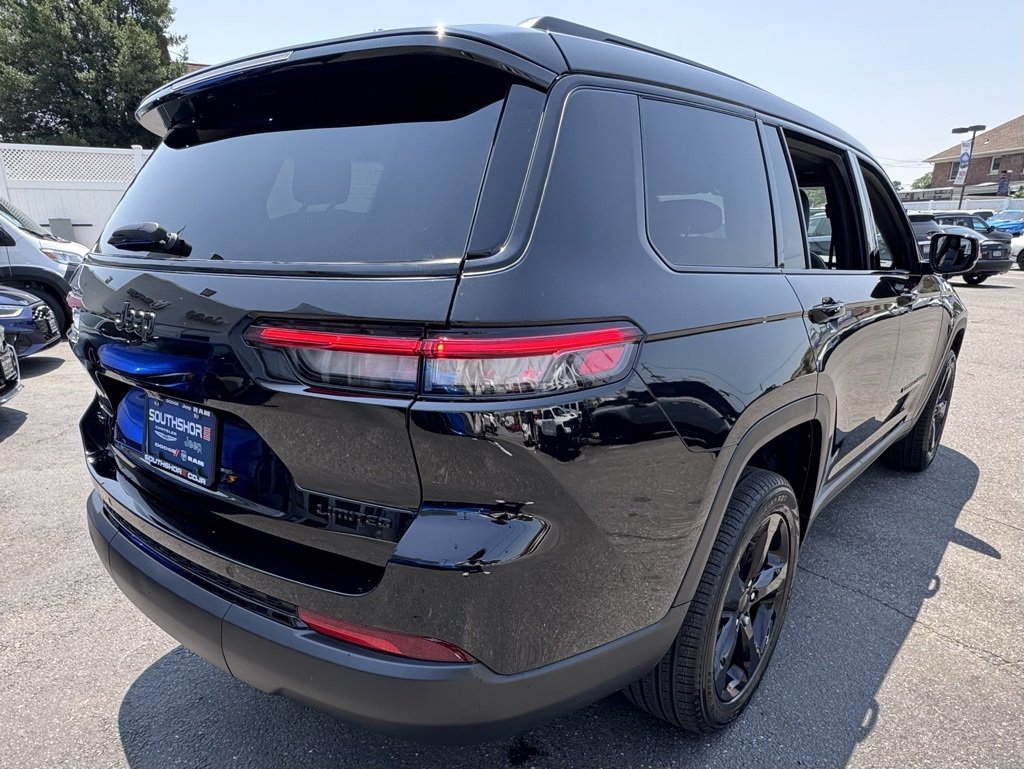 New 2025 Jeep Grand Cherokee L Limited w/ Black Appearance Package image 7