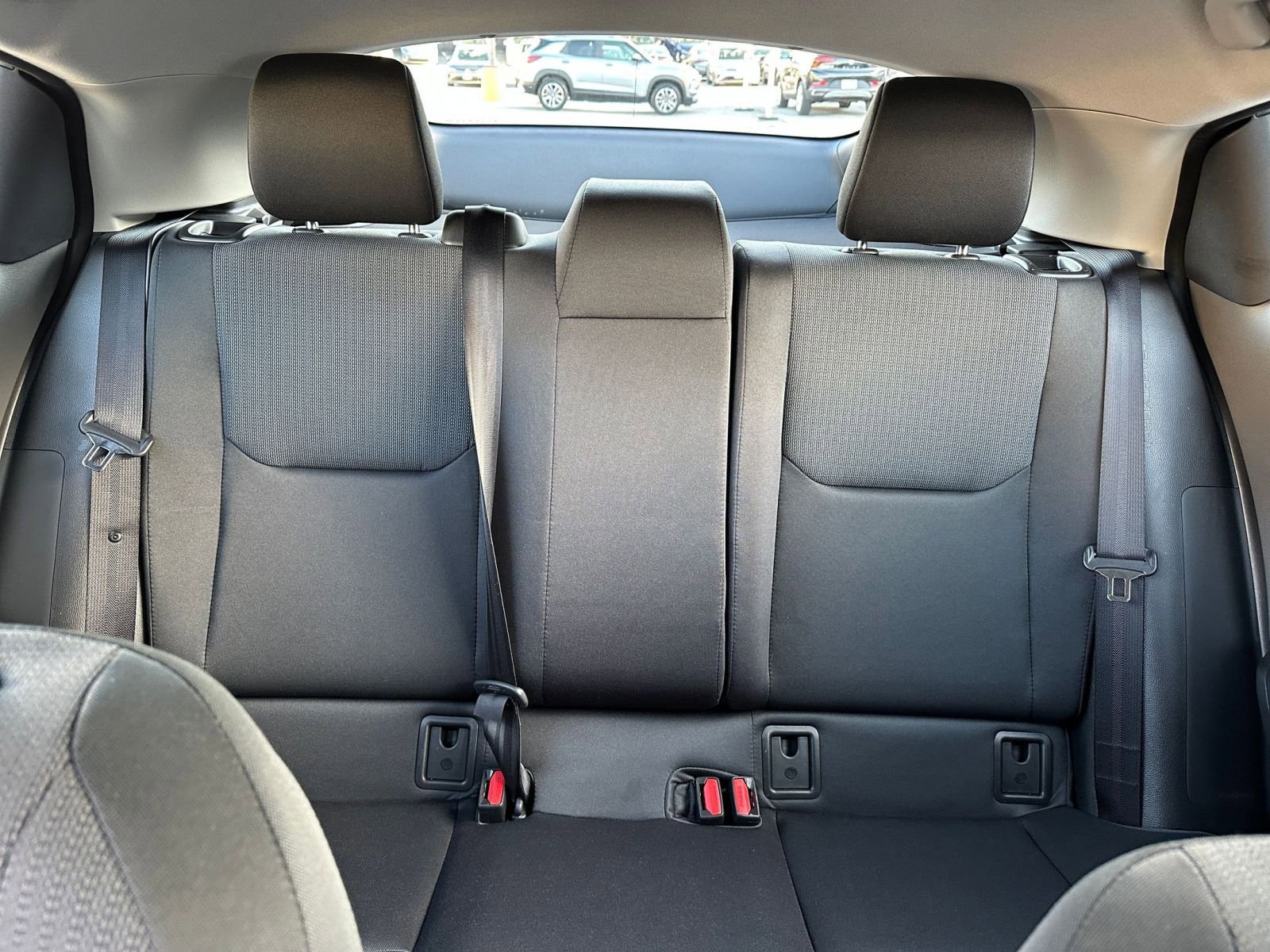 Used 2025 Toyota Prius LE image 37