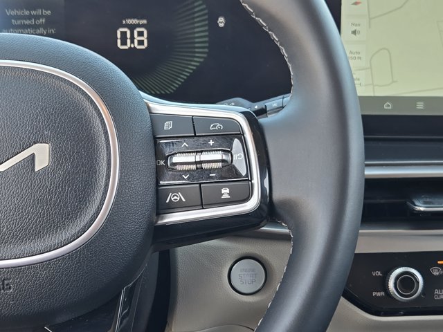 Certified 2025 Kia Sorento EX FWD image 28