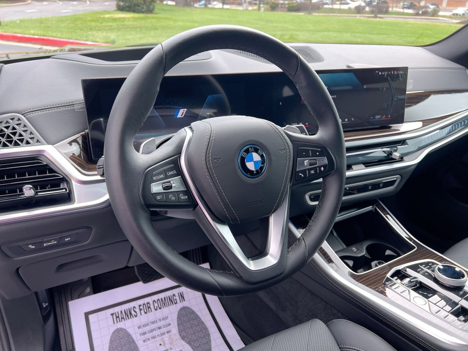 Used 2026 BMW X5 xDrive50e w/ Executive Package image 16