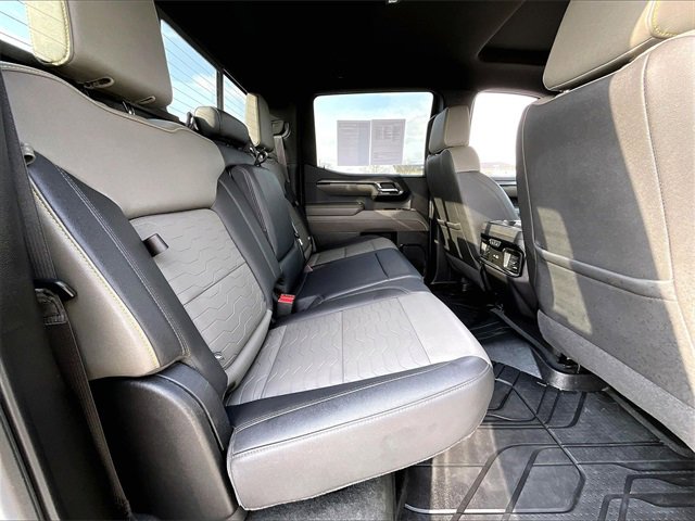 Used 2024 Chevrolet Silverado 1500 ZR2 image 15