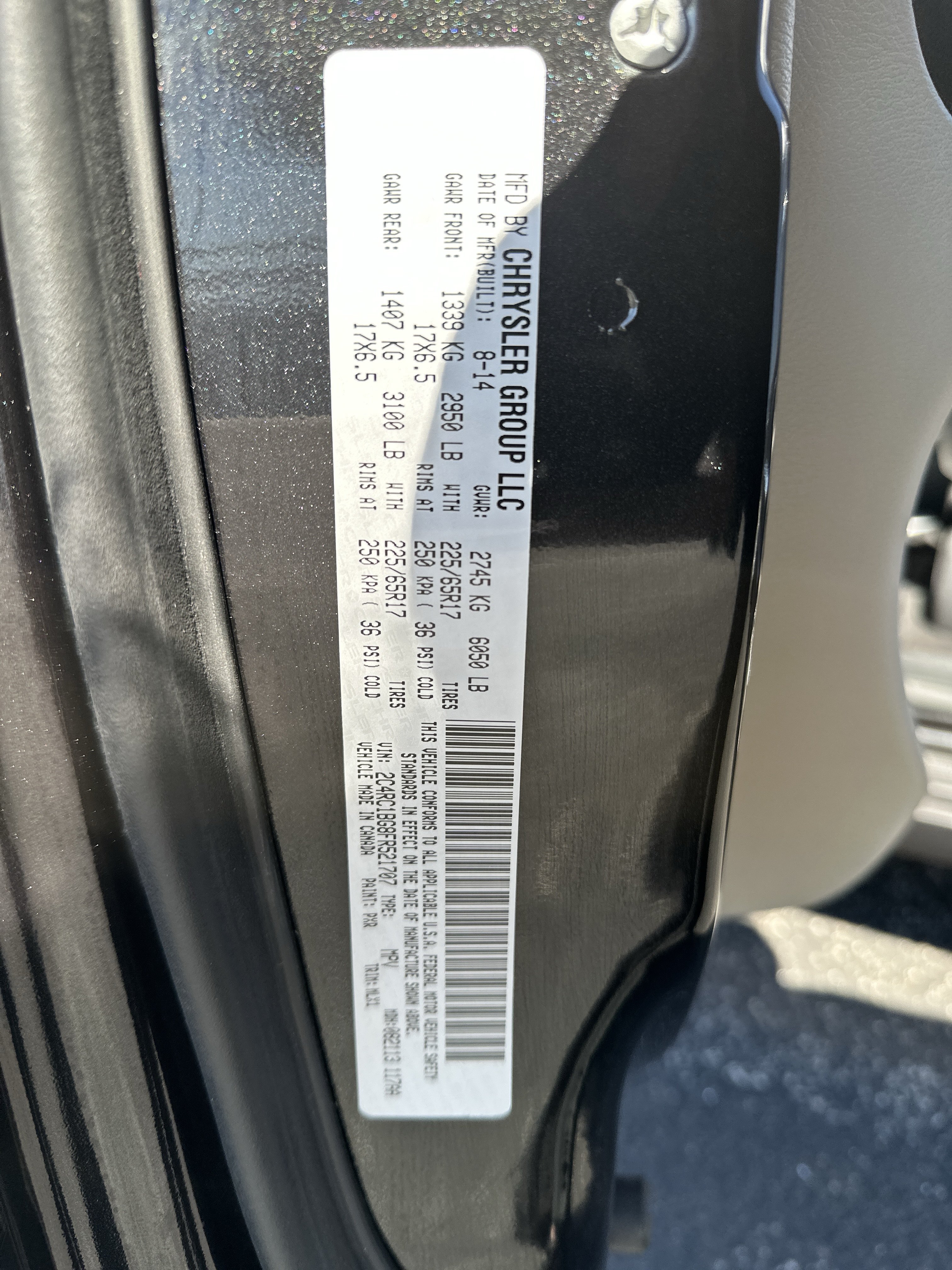 Used 2015 Chrysler Town & Country Touring w/ Driver Convenience Group FWD image 12
