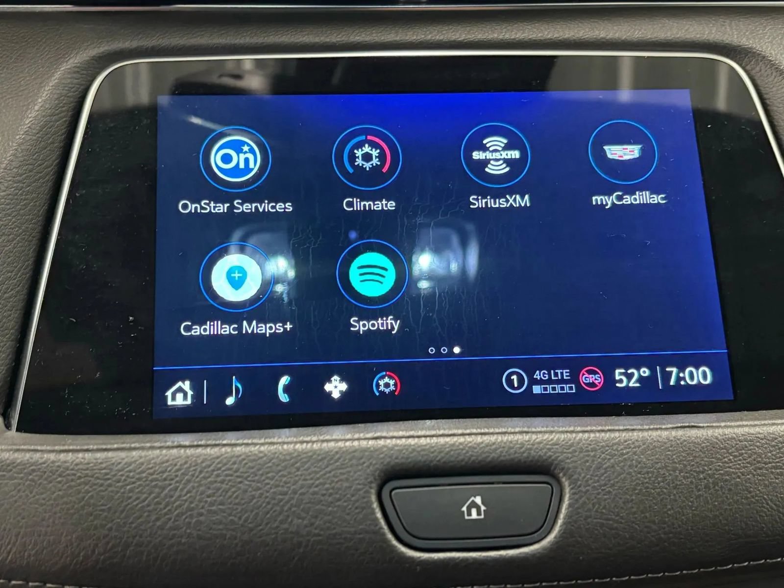 Used 2023 Cadillac XT4 Premium Luxury FWD image 41