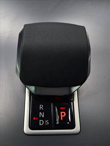 Certified 2026 Land Rover Range Rover Velar S AWD/4WD image 12