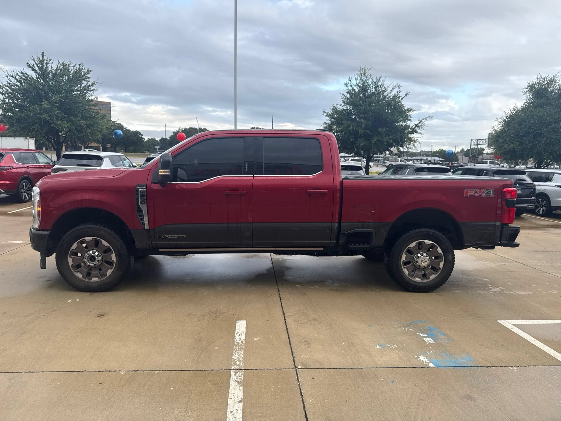 Used 2024 Ford F250 King Ranch w/ FX4 Off-Road Package AWD/4WD image 3