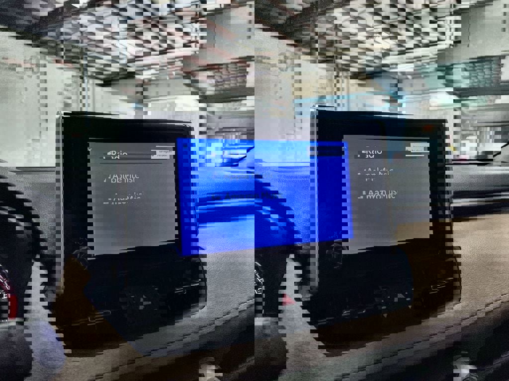 Used 2024 Toyota RAV4 XLE Premium image 35