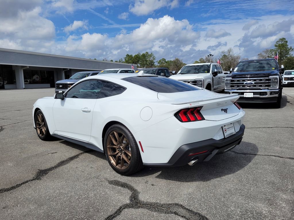 New 2026 Ford Mustang Coupe w/ Bronze Appearance Package image 4