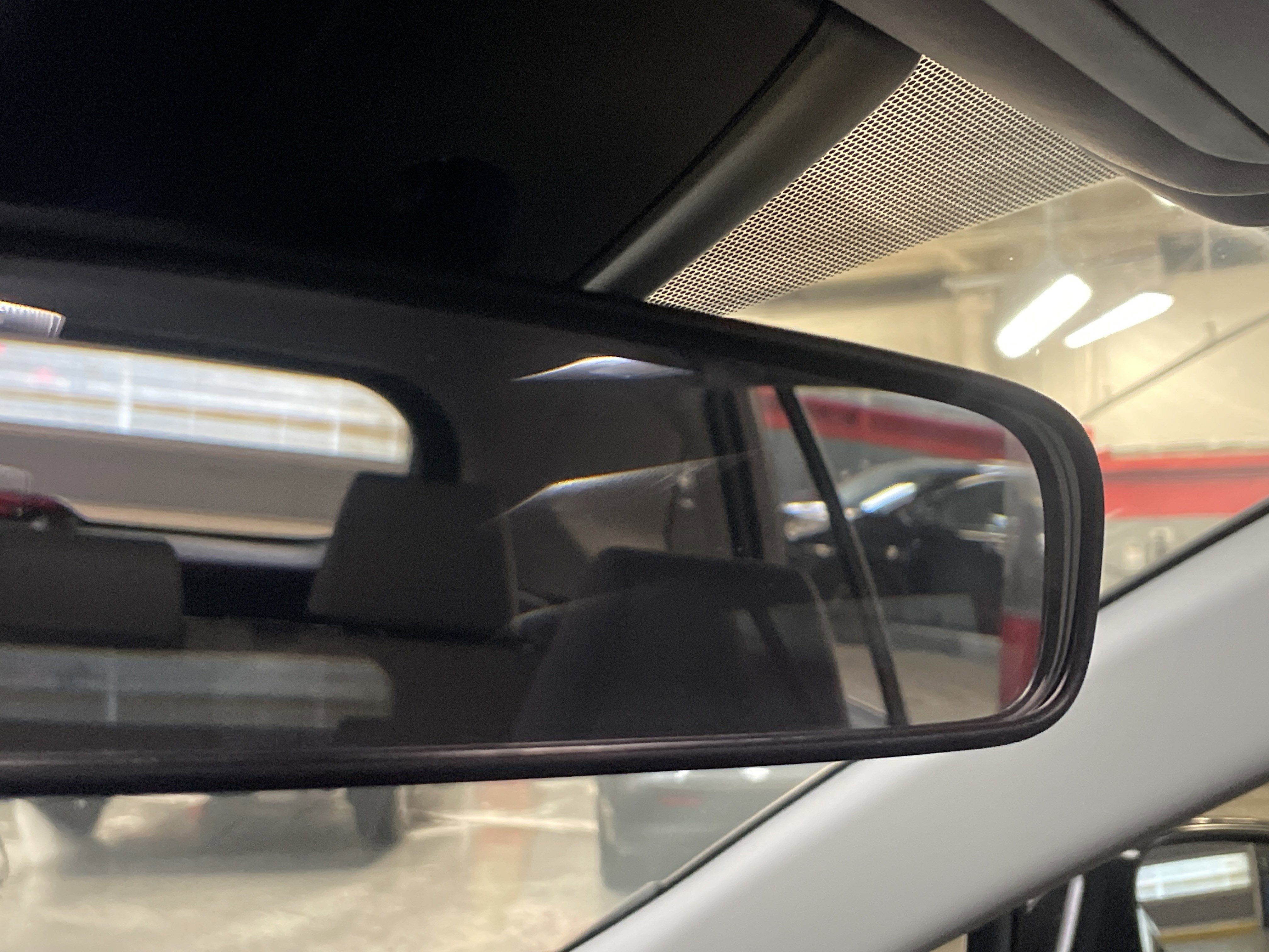 Used 2025 Toyota RAV4 XLE image 27