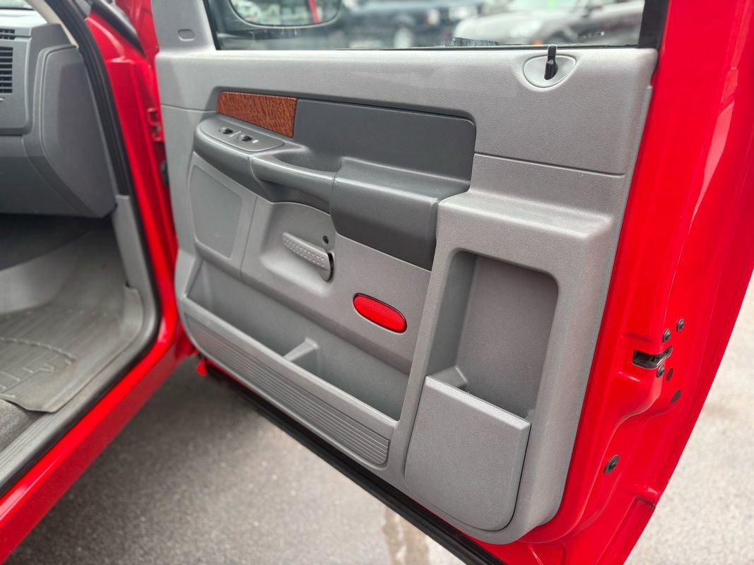 Used 2006 Dodge Ram 1500 Truck SLT image 22