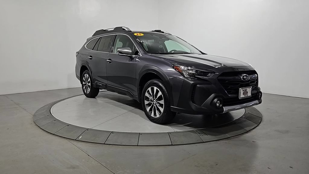 Certified 2025 Subaru Outback Touring AWD/4WD image 9