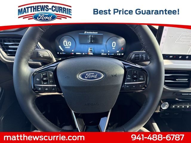 Certified 2023 Ford Escape Platinum w/ Premium Technology Package AWD/4WD image 17