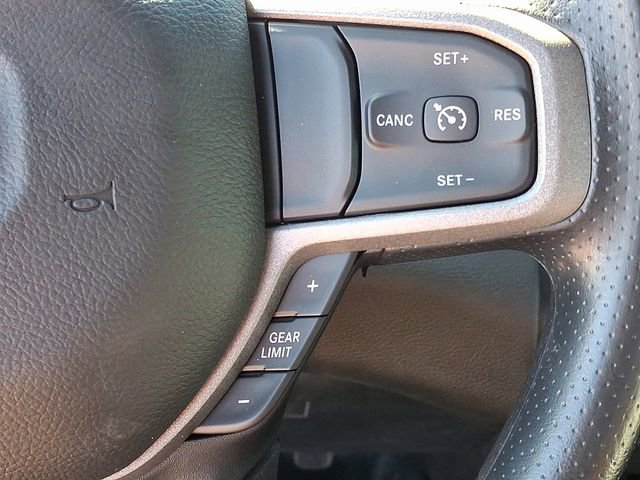 Used 2024 RAM 2500 Tradesman w/ Chrome Appearance Group image 17