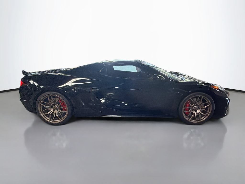 Used 2024 Chevrolet Corvette Z06 RWD image 8