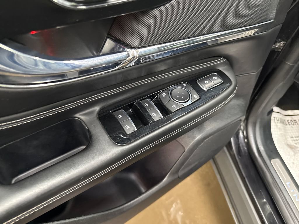 Used 2020 Lincoln Corsair Reserve w/ Equipment Group 202A image 37