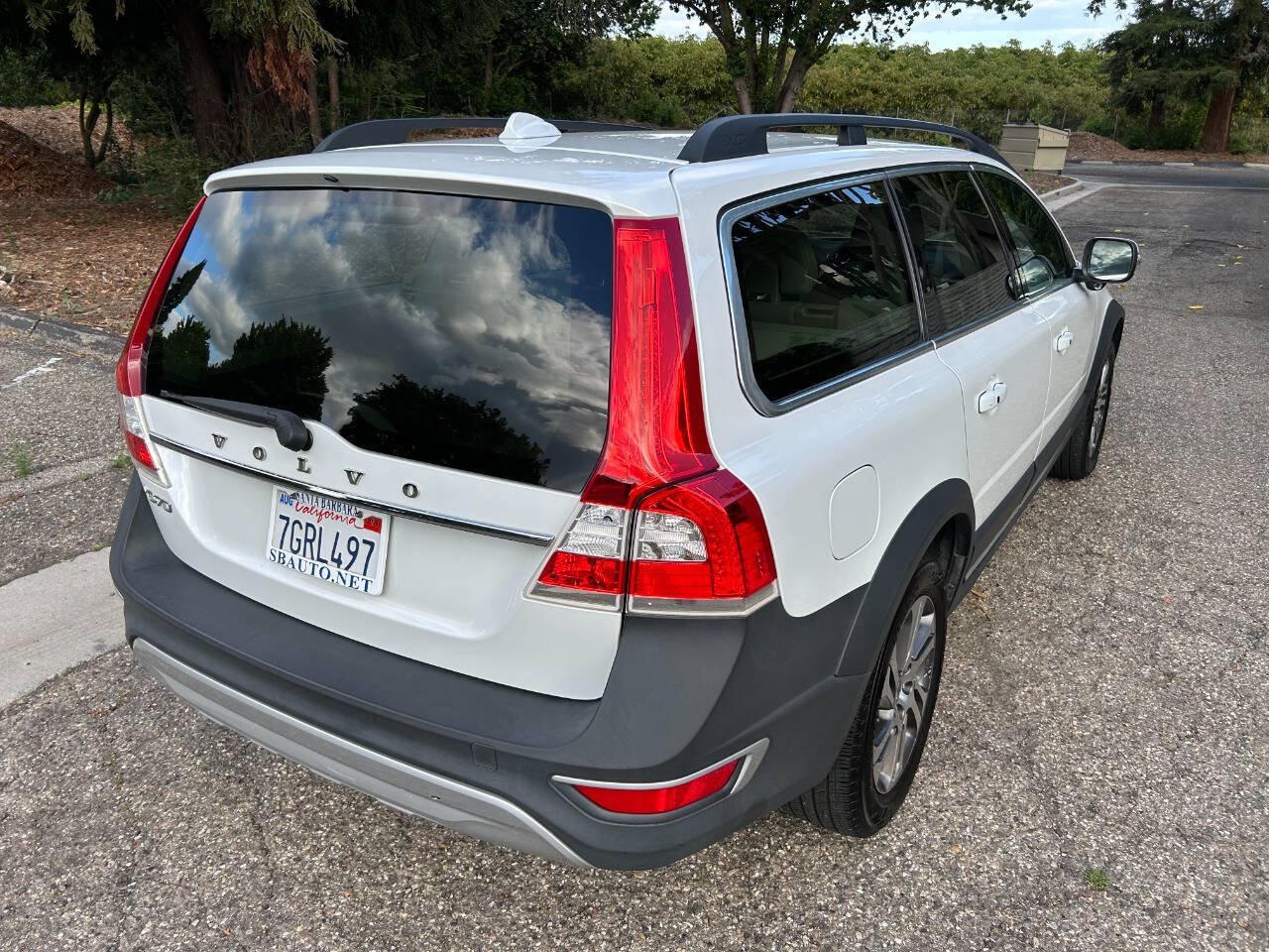 Used 2014 Volvo XC70 3.2 FWD image 16