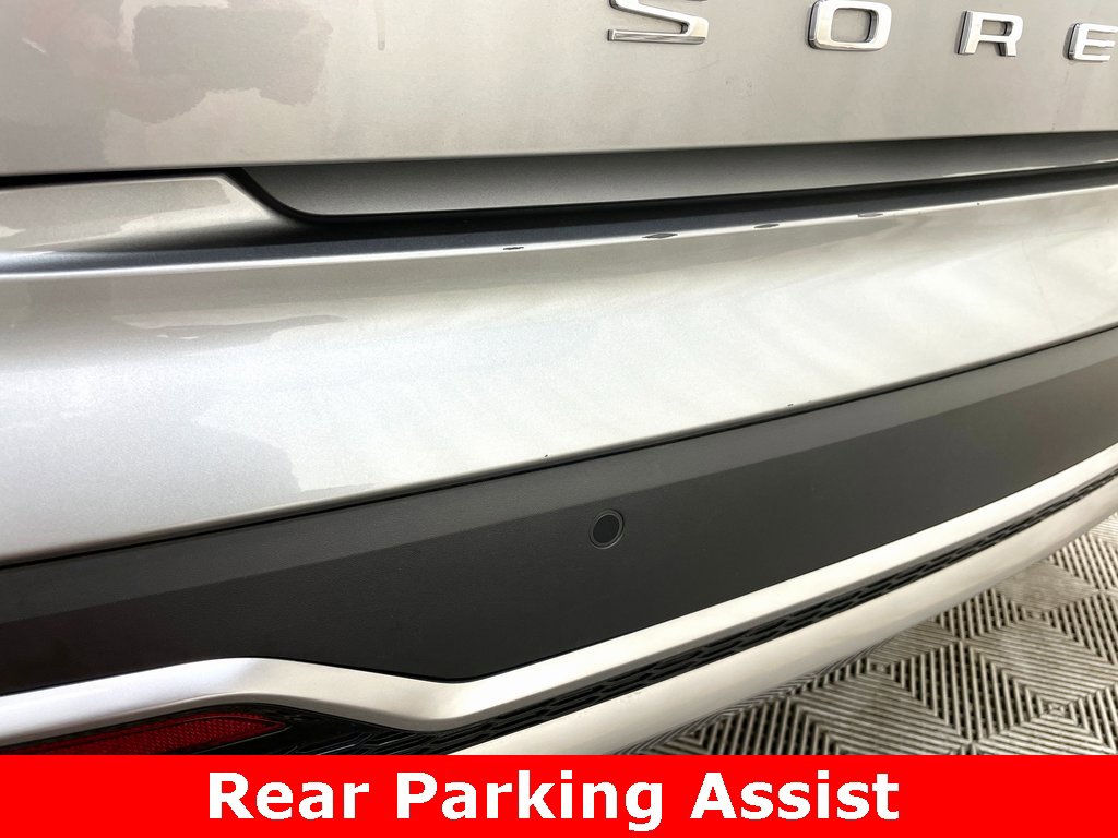 Used 2021 Kia Sorento S image 11