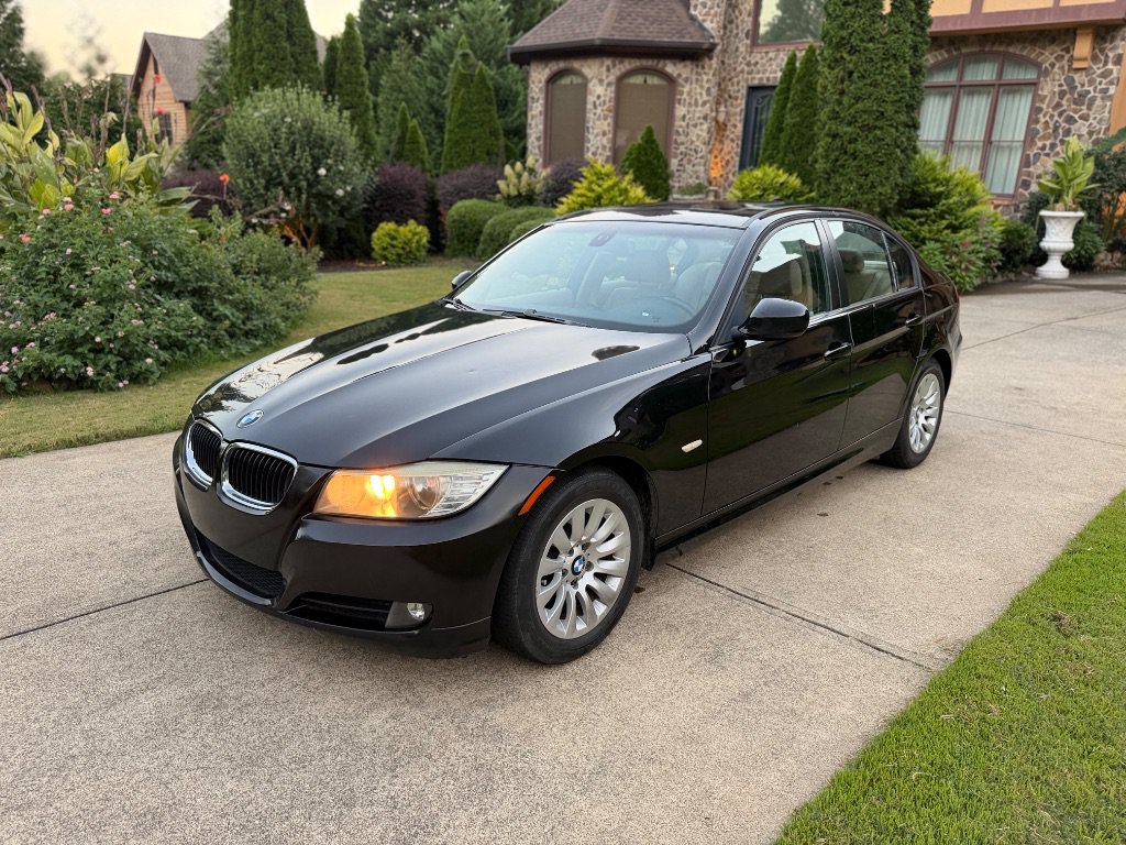 Used 2009 BMW 328i Sedan RWD image 2
