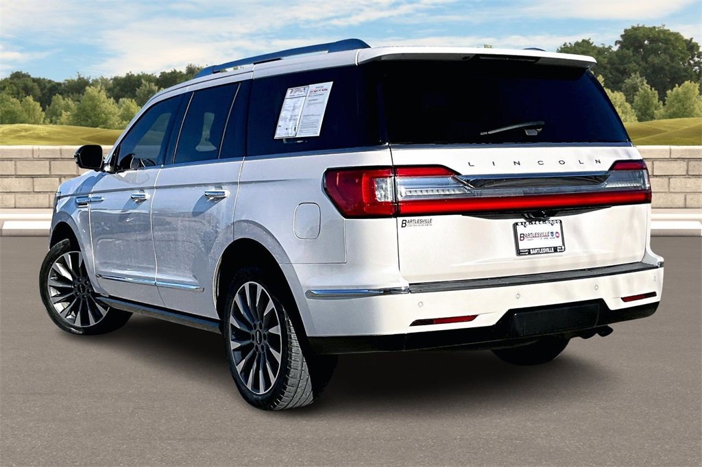 Used 2019 Lincoln Navigator Select image 9