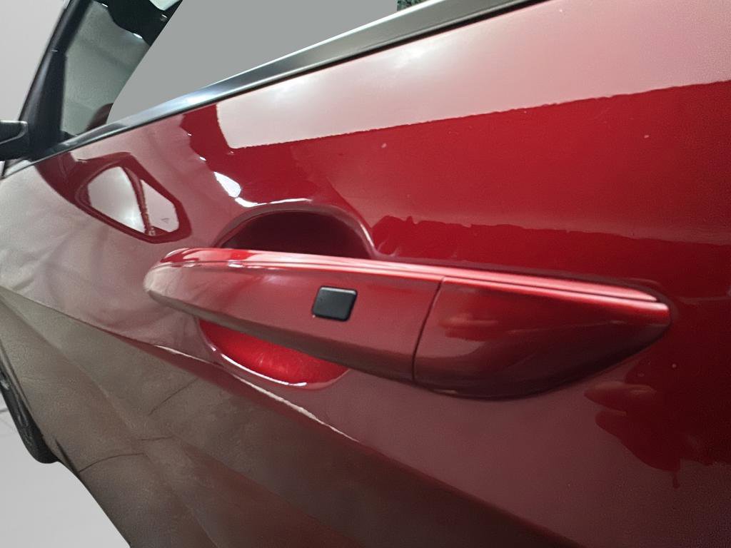 Used 2025 Hyundai Elantra SEL image 5