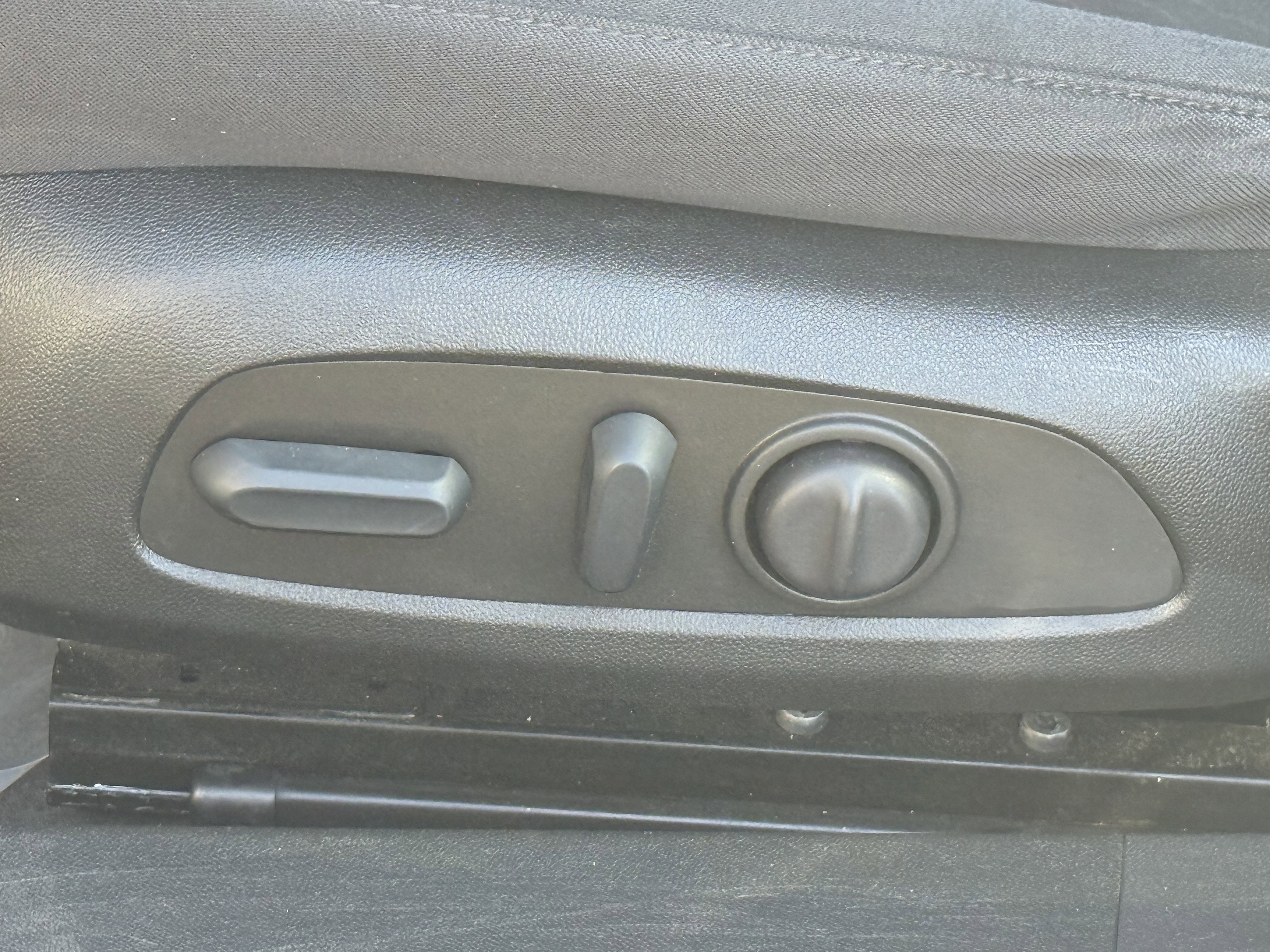 Used 2022 Chevrolet Malibu LT image 15