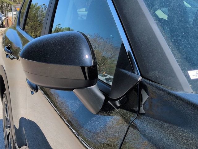 Used 2025 Nissan Rogue SV AWD/4WD image 14