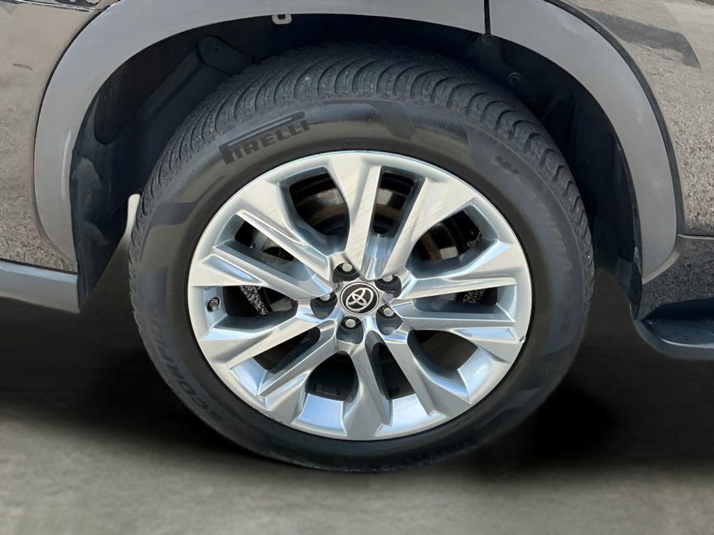 Used 2020 Toyota Highlander Limited image 14