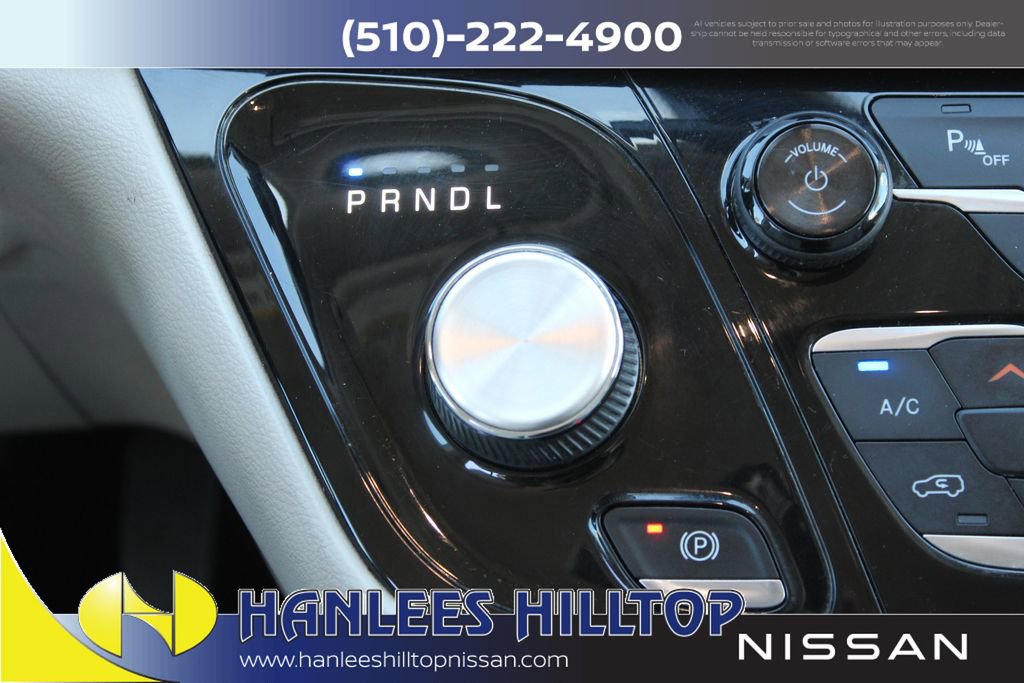 Used 2018 Chrysler Pacifica Touring-L image 26