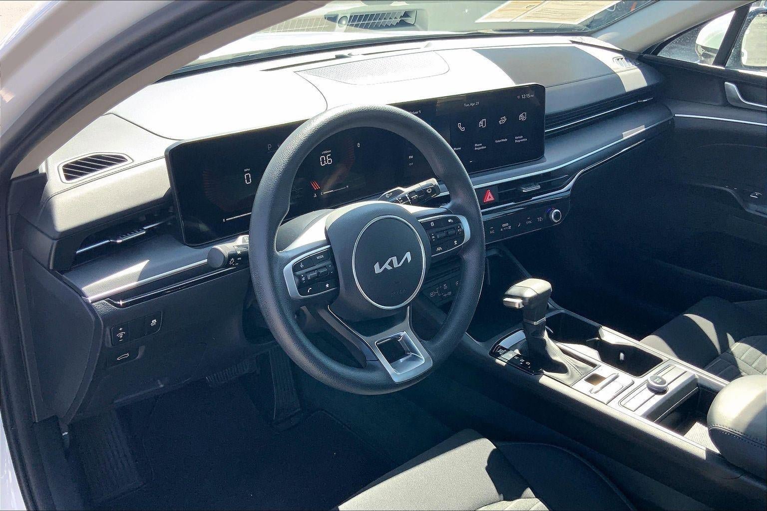 Used 2025 Kia K5 LXS FWD image 12
