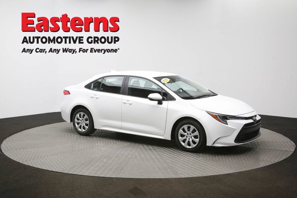 Used 2024 Toyota Corolla LE image 47