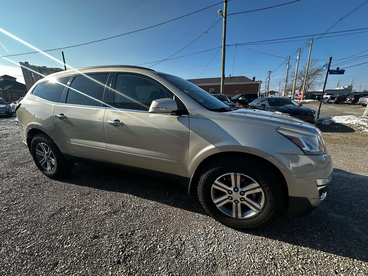 Used 2016 Chevrolet Traverse LT image 6