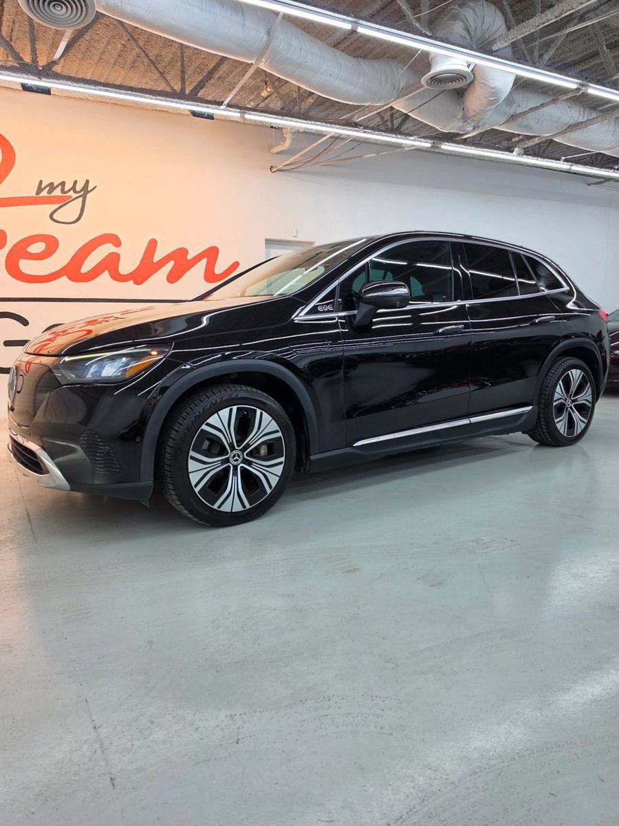 Used 2023 Mercedes-Benz EQE 350+ 4MATIC SUV image 3