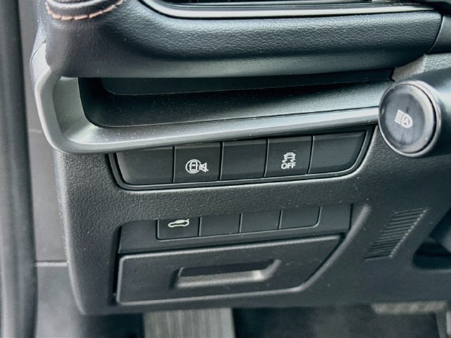 Used 2025 MAZDA MAZDA3 s FWD image 14