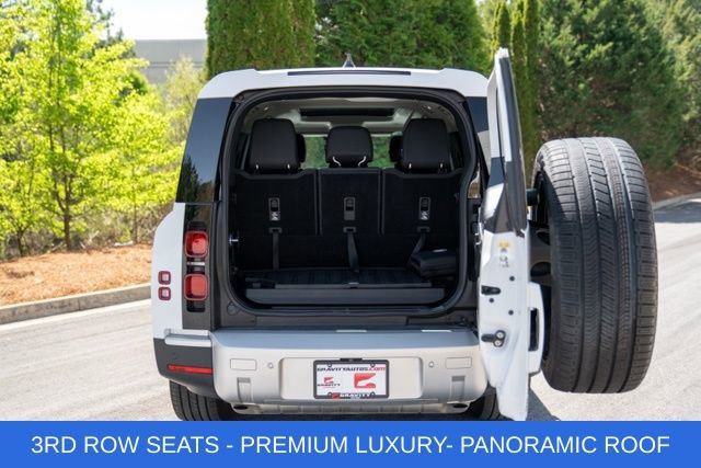 Used 2024 Land Rover Defender 130 S image 24