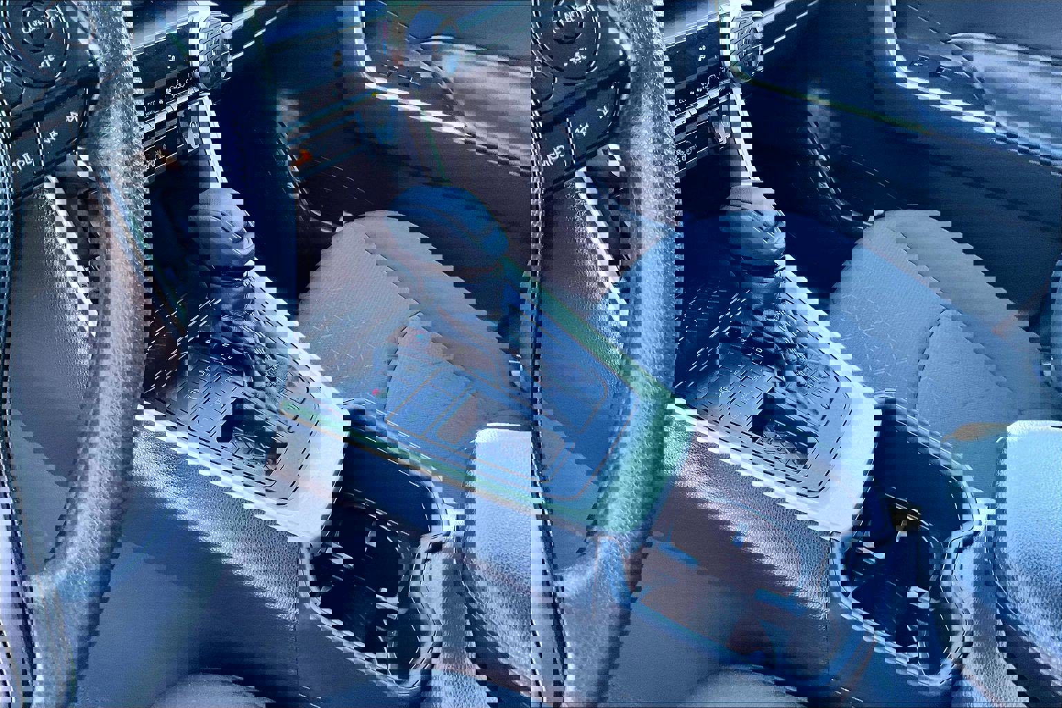 Used 2024 Toyota RAV4 XLE image 16