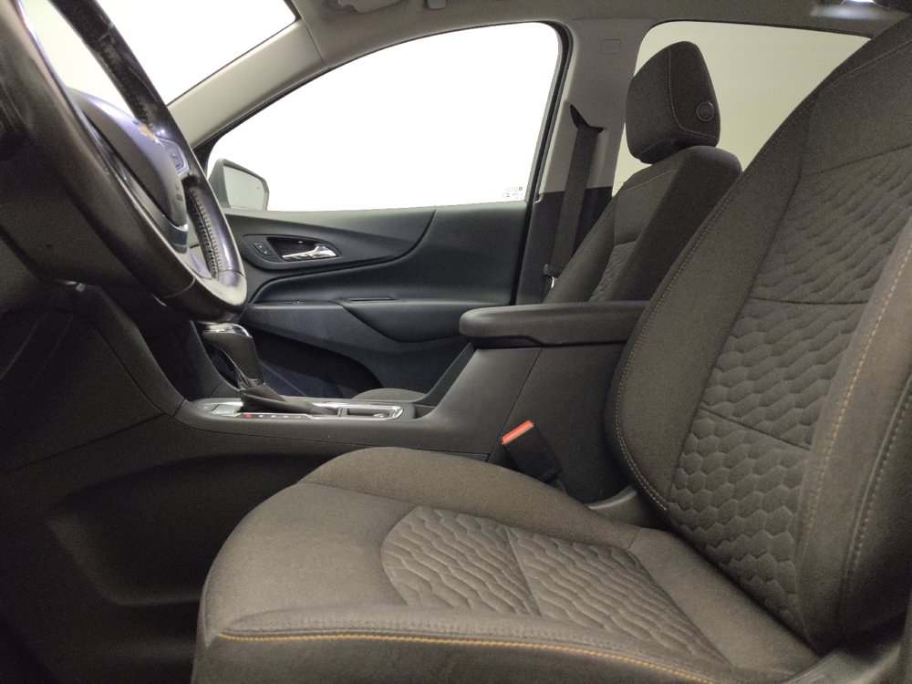 Used 2020 Chevrolet Equinox LT FWD image 17
