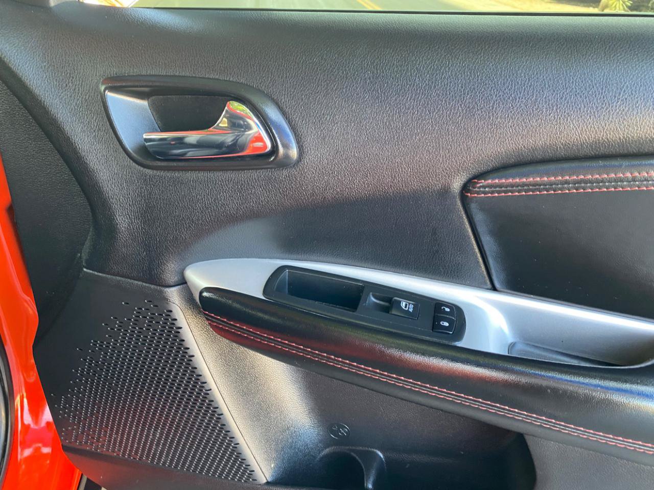 Used 2018 Dodge Journey GT FWD image 38