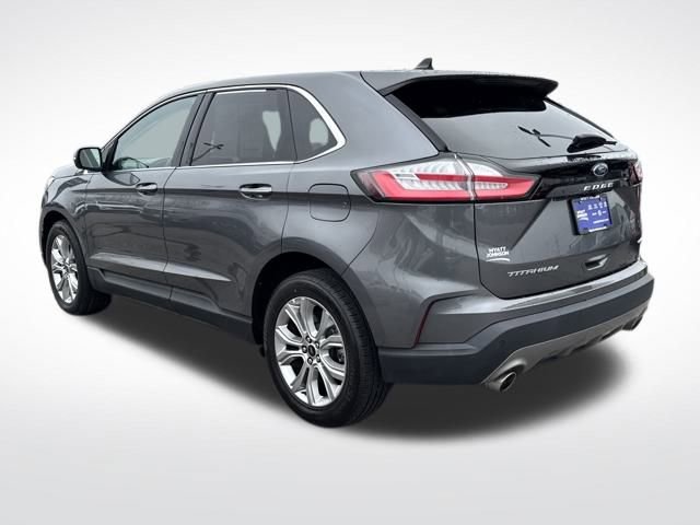 Used 2024 Ford Edge Titanium image 3