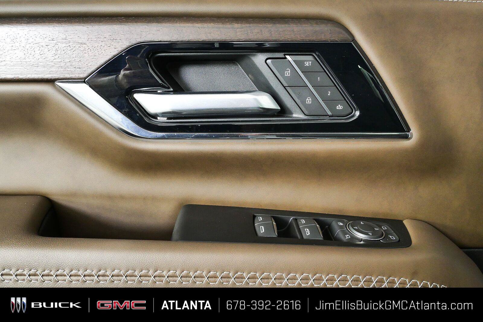 New 2026 GMC Yukon XL Denali Ultimate w/ LPO, Floor Liner Package AWD/4WD image 6