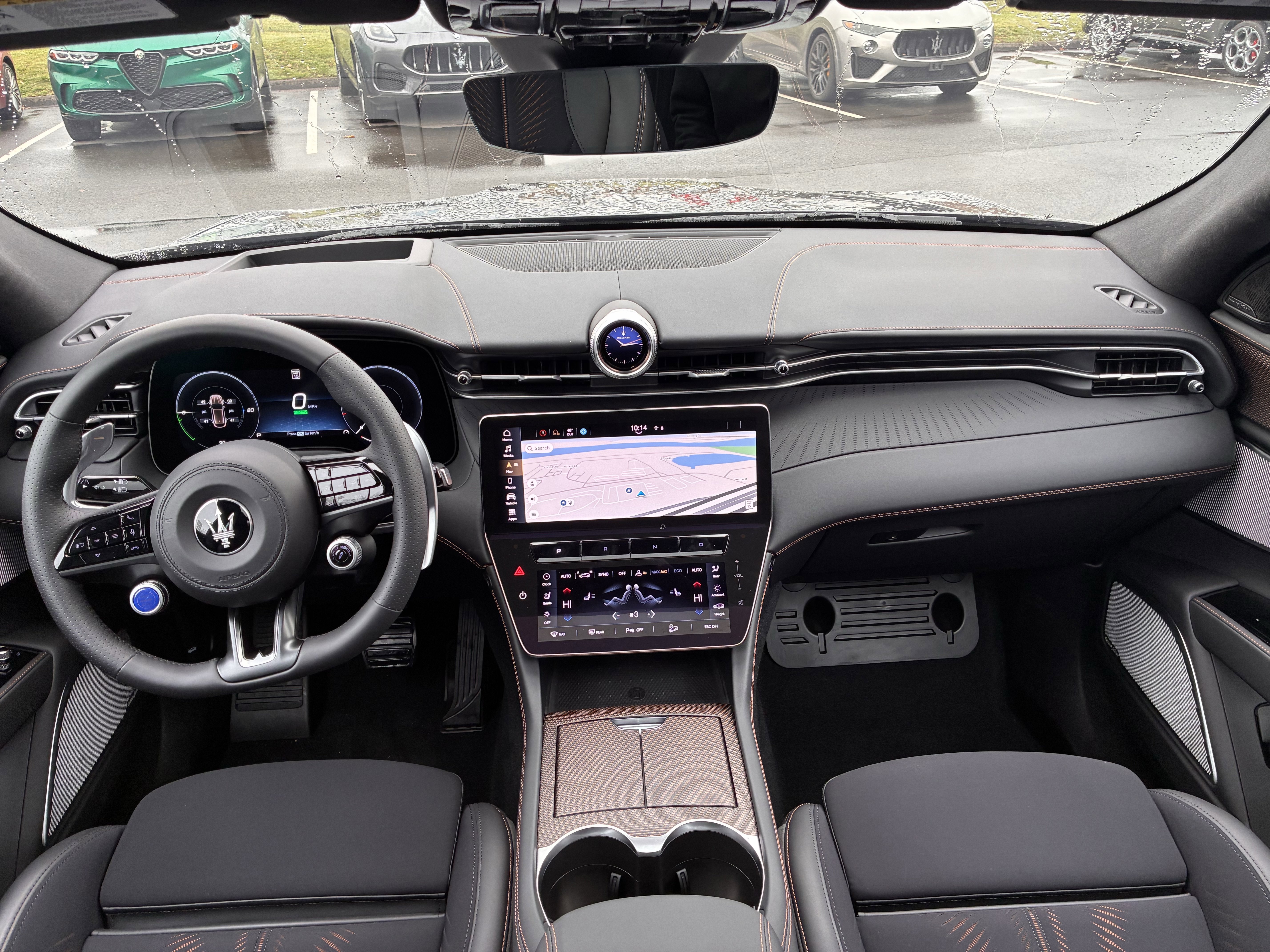 Used 2025 Maserati Grecale Folgore image 2