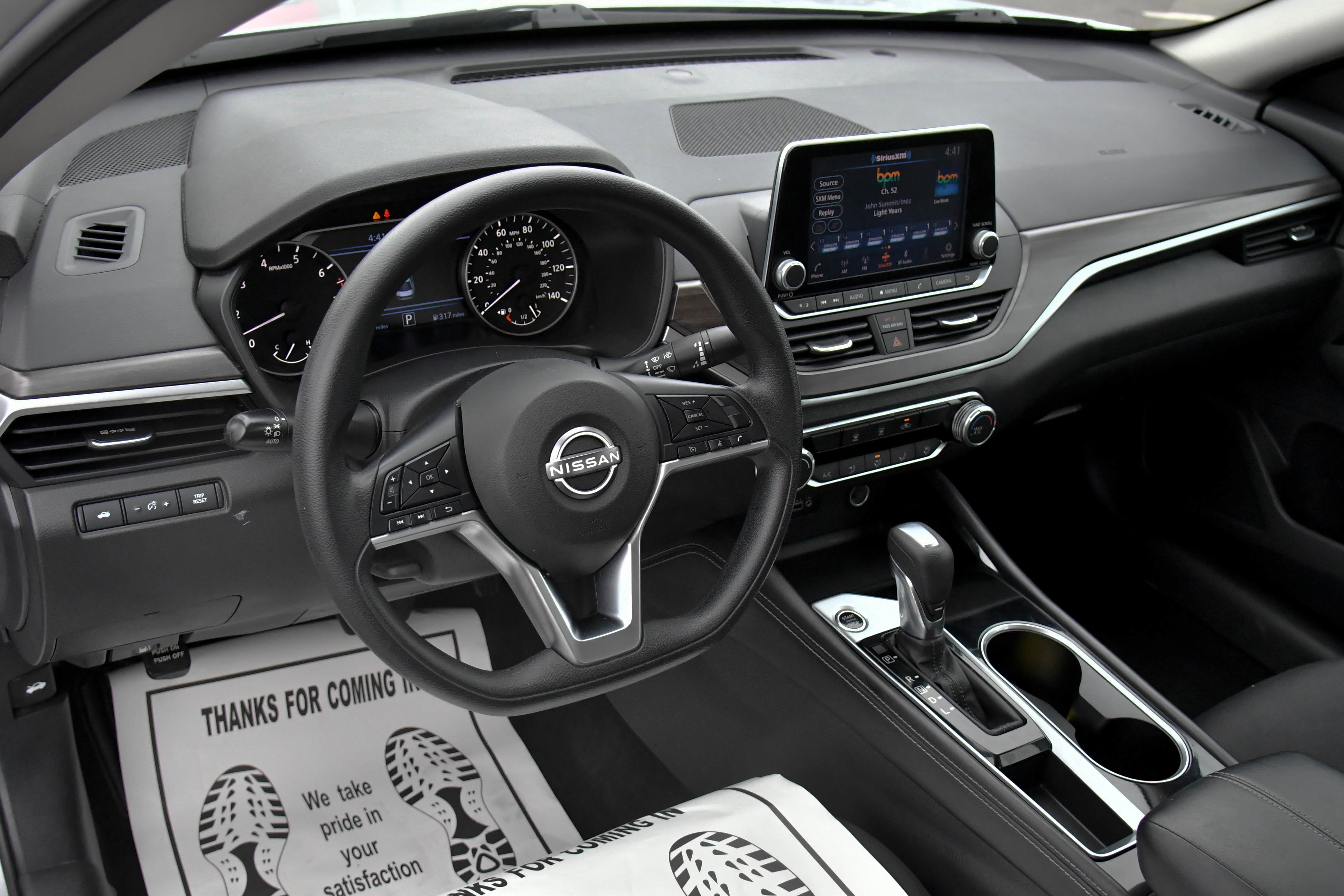 Used 2023 Nissan Altima 2.5 SV image 14