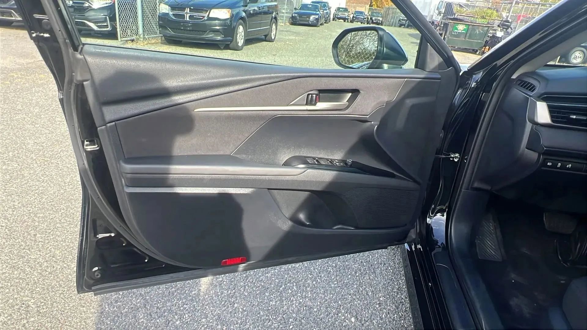 Used 2025 Toyota Camry LE image 21