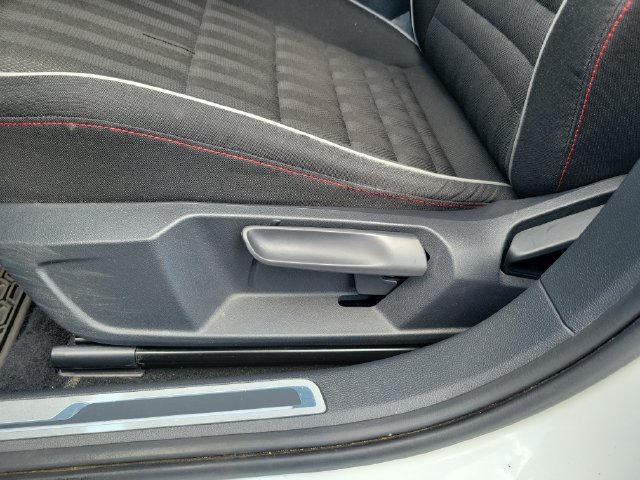 Used 2020 Volkswagen Jetta GLI FWD image 14