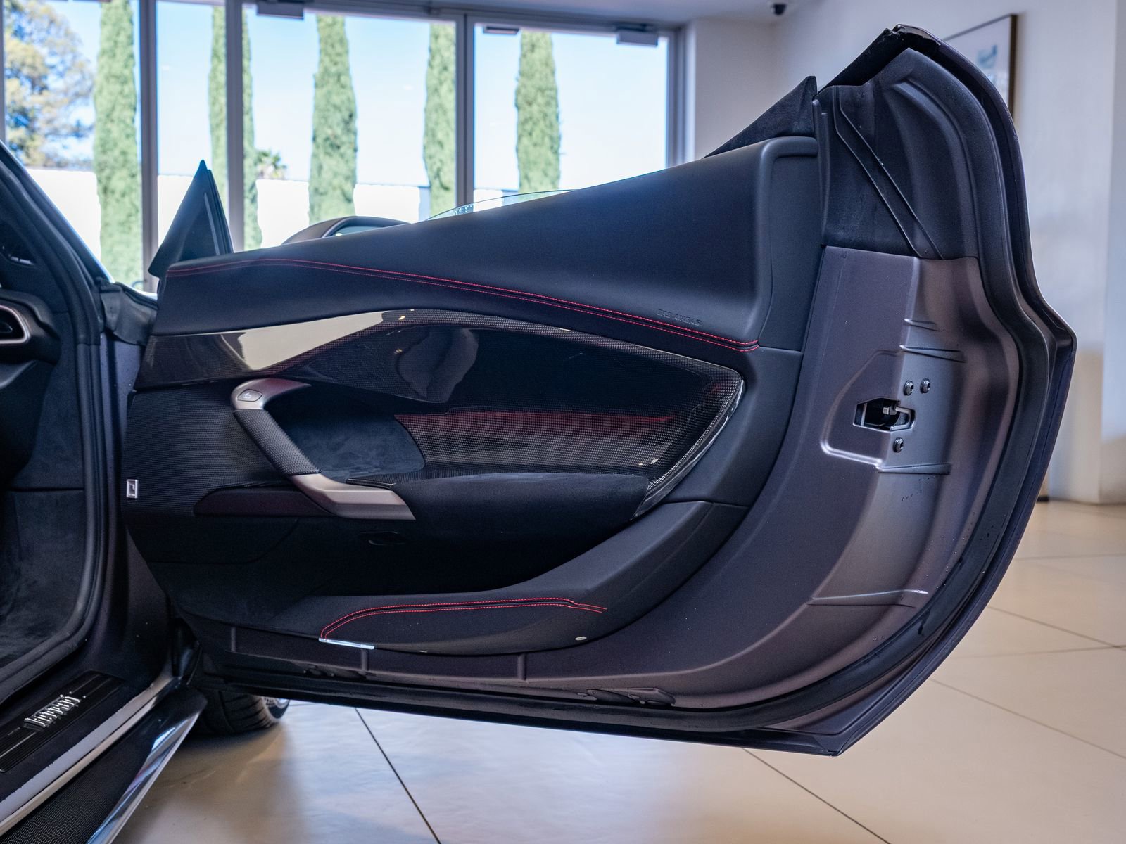 Used 2023 Ferrari 296 GTS image 21