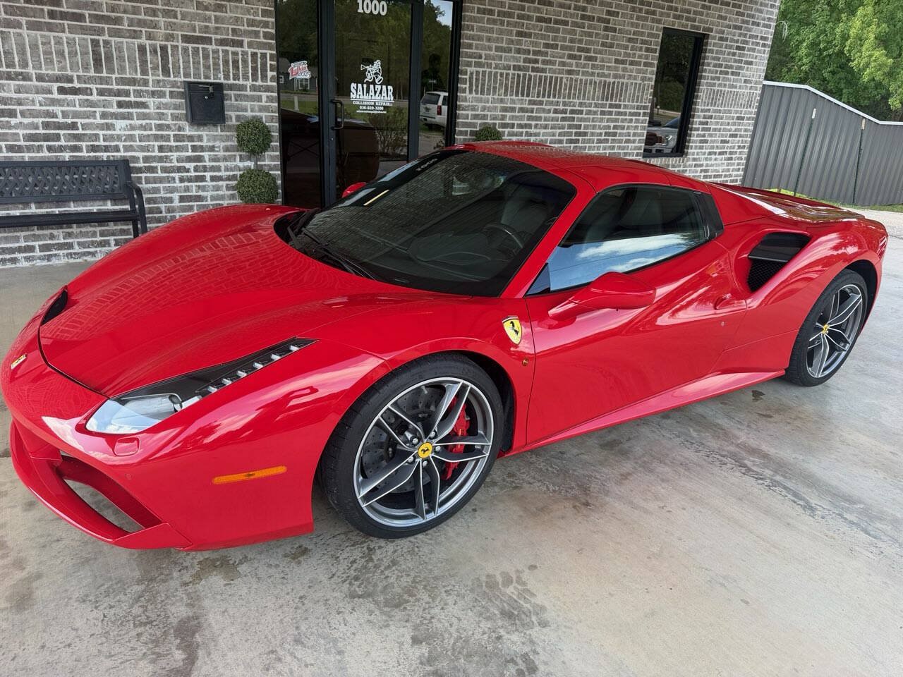 Used 2018 Ferrari 488 Spider RWD image 24