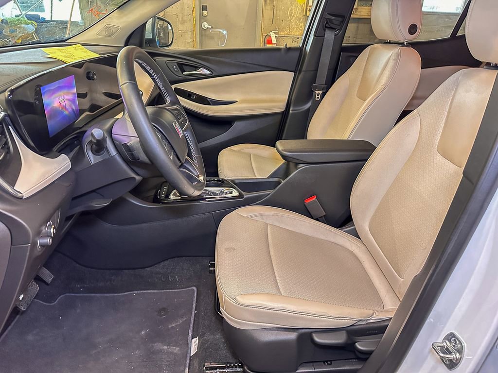 Used 2024 Buick Encore GX Preferred image 9